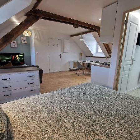 Les Appartements Du Centre, Refaits A Neuf, Climatises, Hyper Centre, 50M A Pieds Des Commerces, Restaurants, Parking Gratuit Salies-de-Béarn Exterior foto
